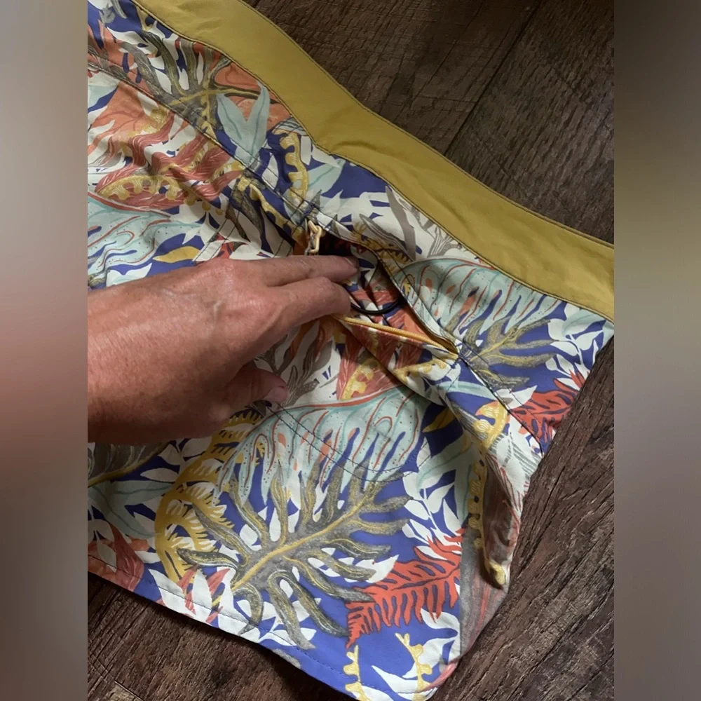 Tropical Print Women's Board Shorts - Picture 3 of 13